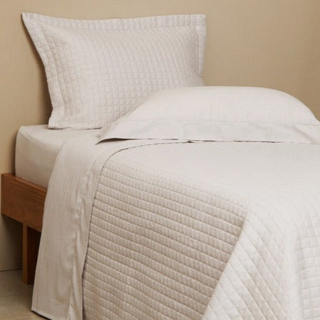 Cubrecama Twin New Colors Beige