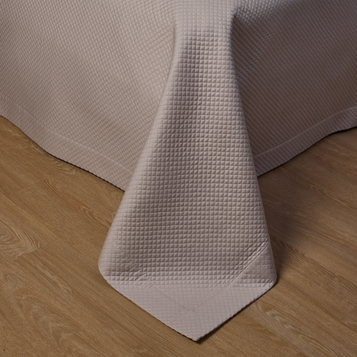 Cubrecama Queen Splendor Beige 300 hilos