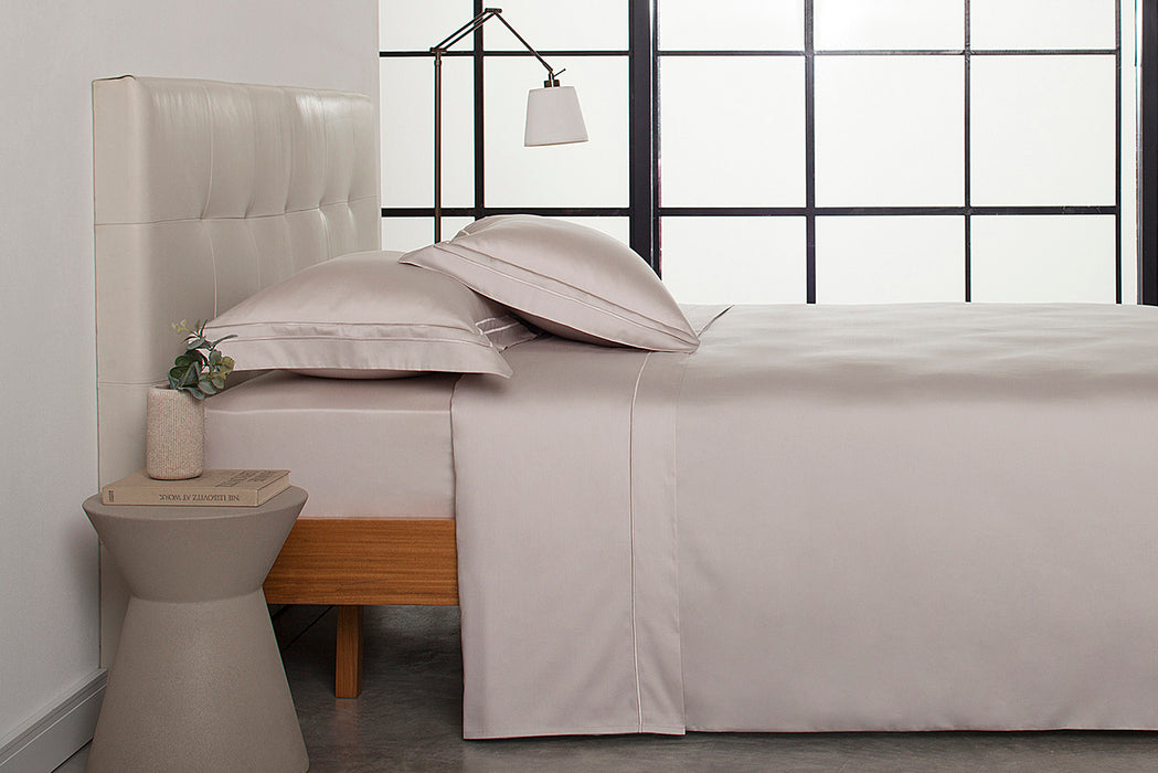 Juego de Sábana Sublime Beige/Beige Queen 300 Hilos